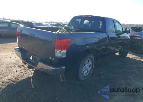 2011 Toyota Tundra Grade 5.7L V8 z USA, uszkodzony, nr VIN 5TFUY5F1XBX208520